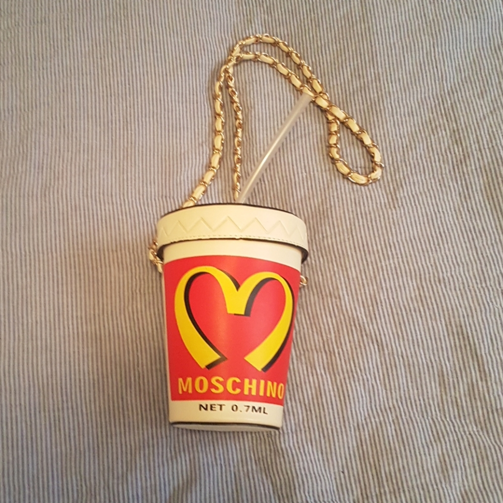 Moschino cola cup bag